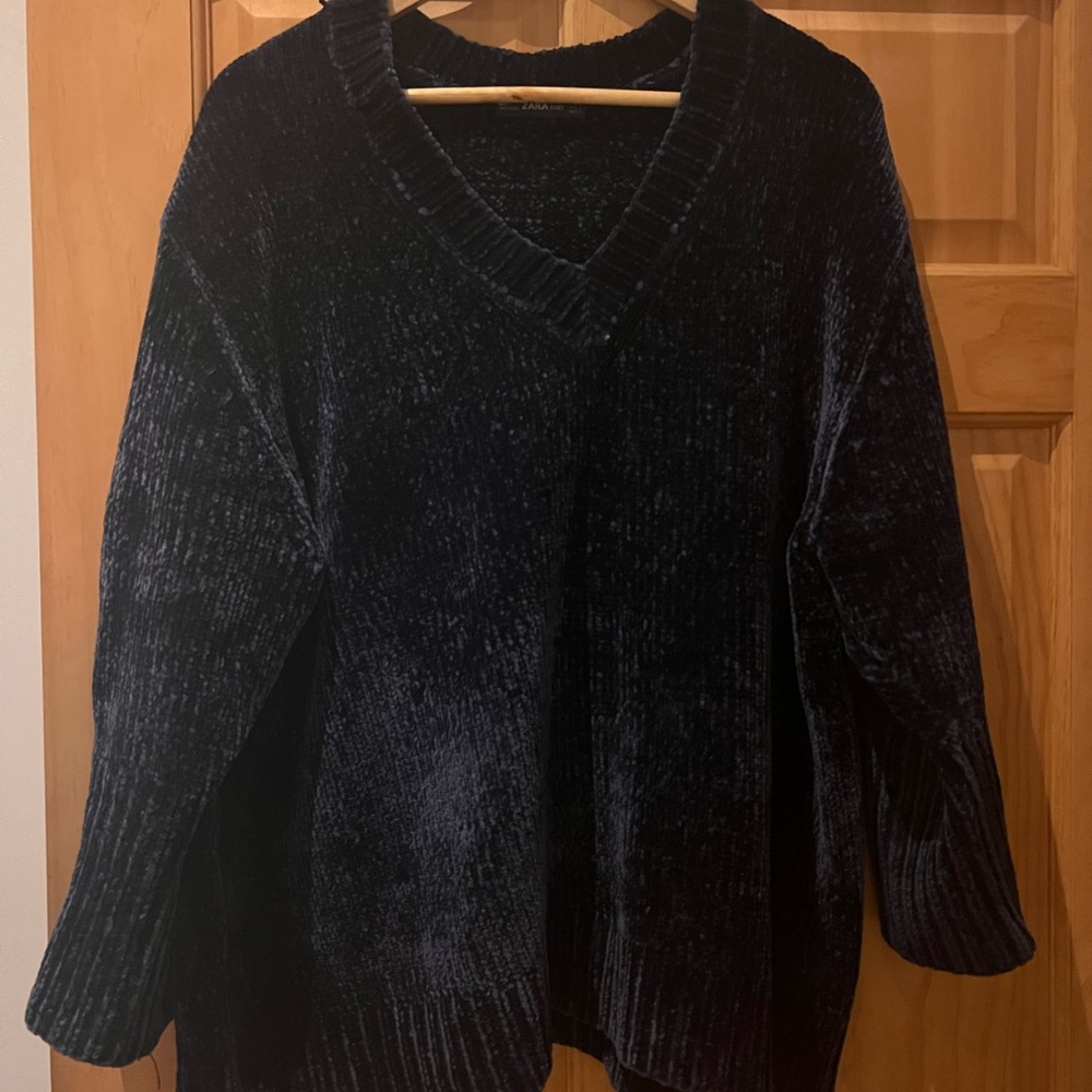 Oversized Zara Sweater Size S Navy Blue